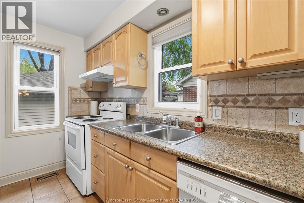 2940 Randolph Avenue, Windsor, Ontario  N8E 3E2 - Photo 11 - 26009949
