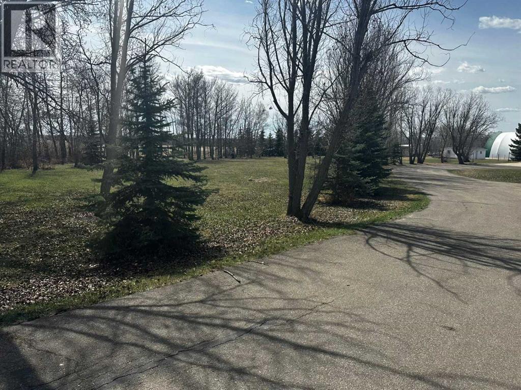 3000 35 Street, Ponoka, Alberta  T4J 1A7 - Photo 2 - A2290624