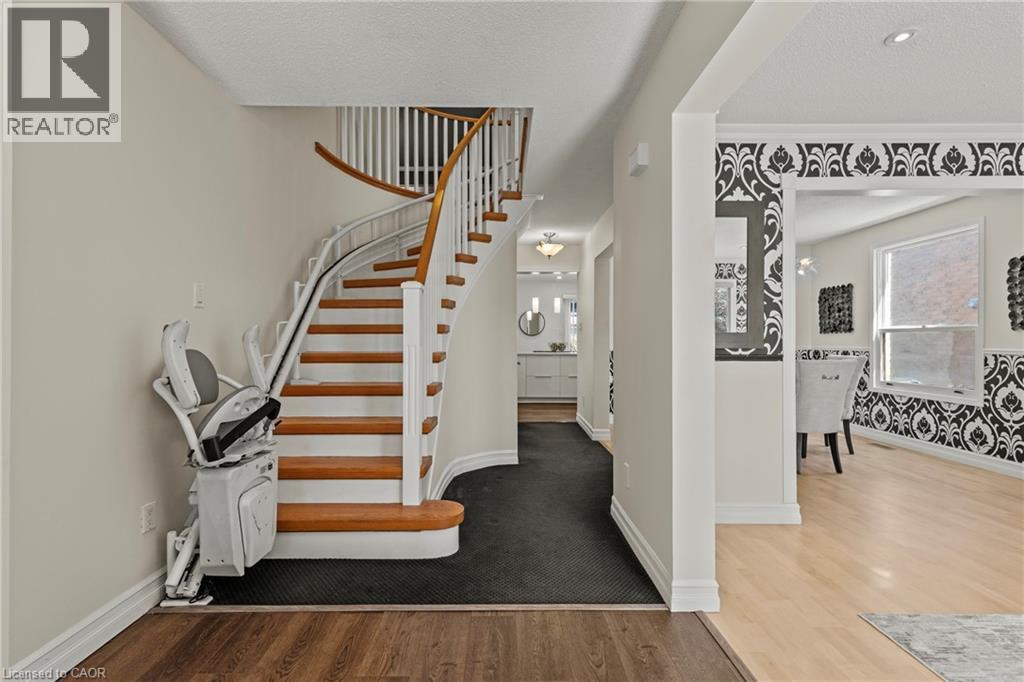 23 Ricardo Court, Hamilton, Ontario  L8W 2S1 - Photo 11 - 40816316