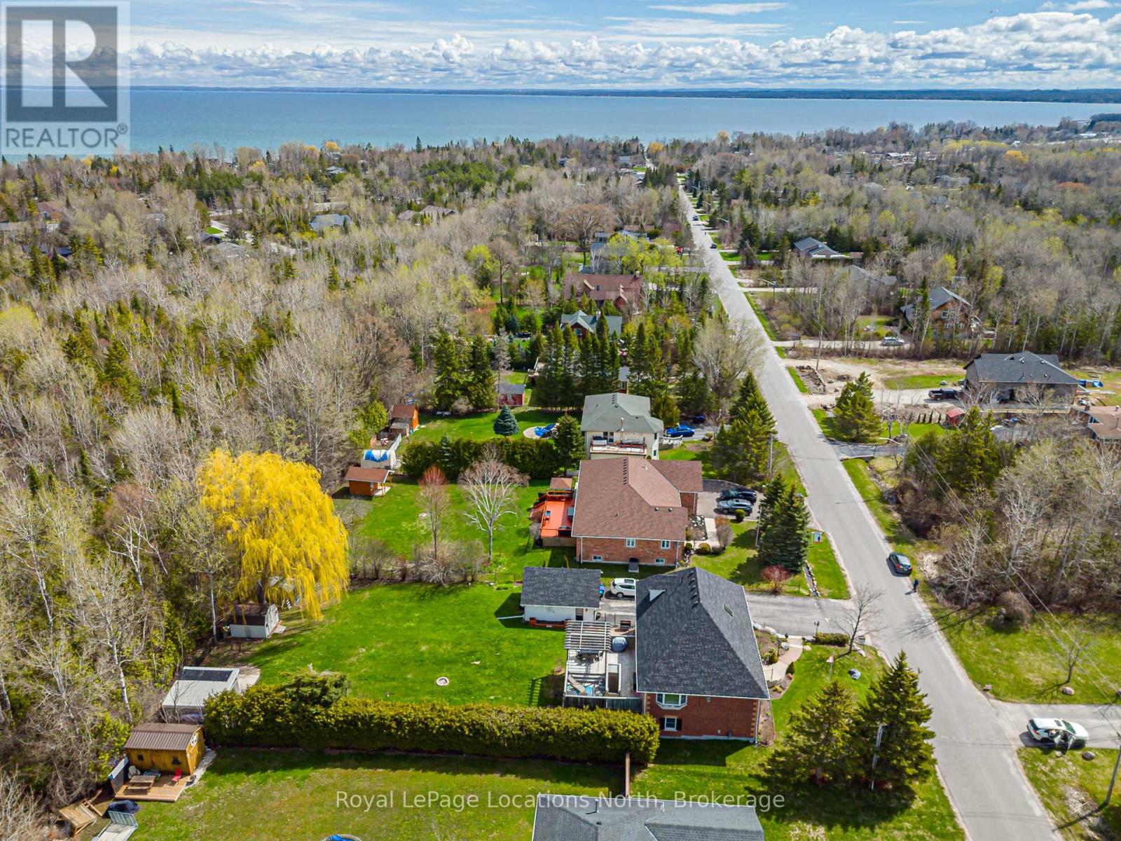 63 Broadview Street, Collingwood, Ontario  L9Y 0X2 - Photo 2 - S13078390
