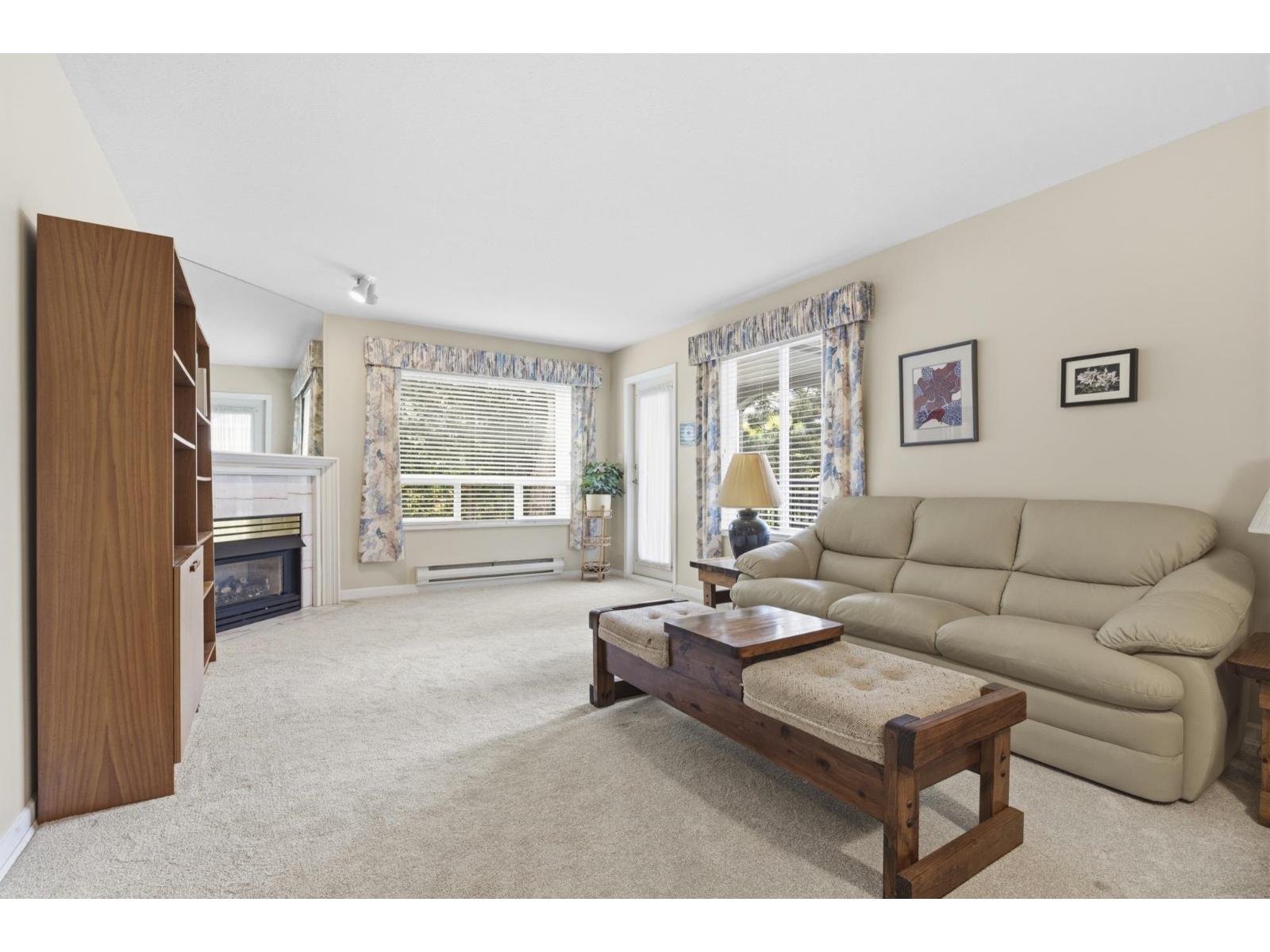 204 1533 Best Street, White Rock, British Columbia  V4B 4E9 - Photo 4 - R3118447