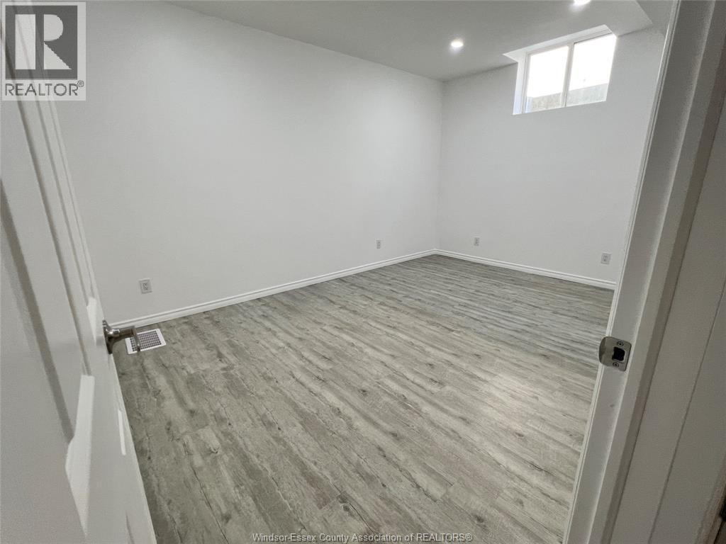1498 Clearwater Avenue Unit# Lower, Windsor, Ontario  N8P 0E9 - Photo 12 - 26009978