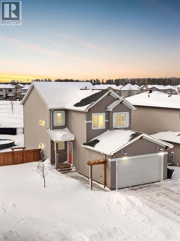 124 Walnut Place, Fort Mcmurray, Alberta  T9K 0T2 - Photo 1 - A2286148