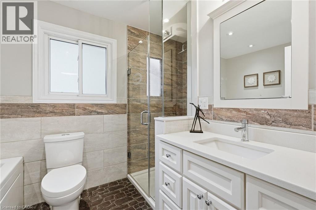 2401 Sinclair Circle, Burlington, Ontario  L7P 3C2 - Photo 19 - 40825978
