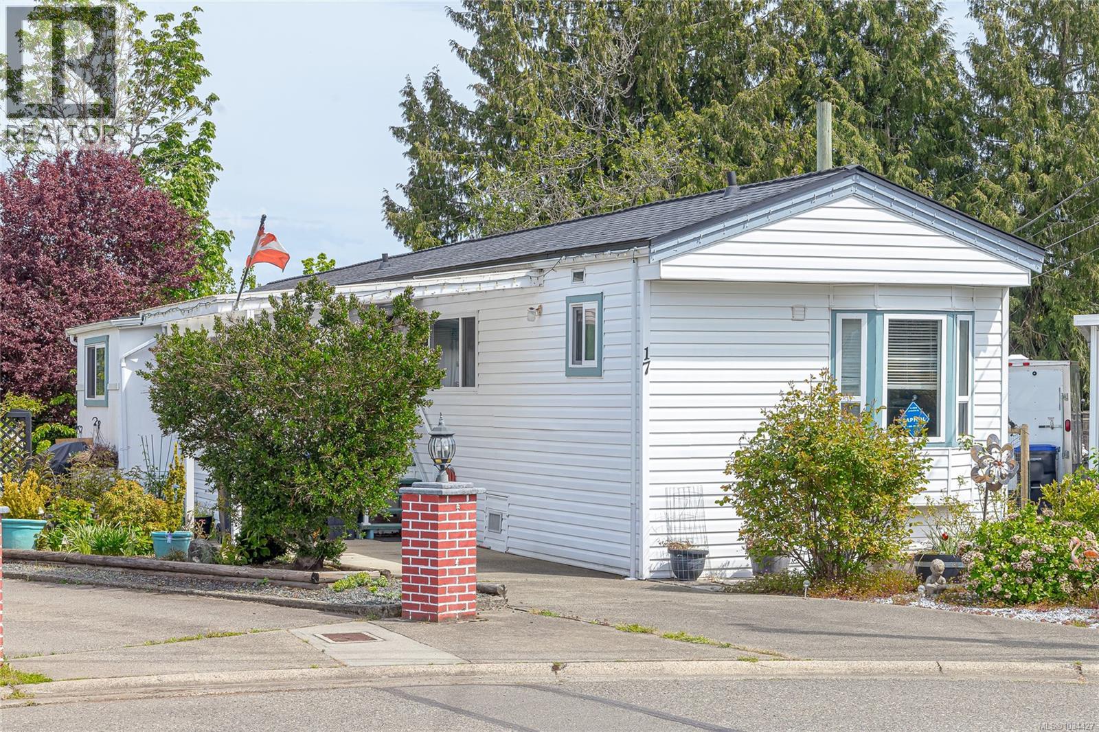 17 129 Meridian Way, Parksville, British Columbia  V9P 1L3 - Photo 4 - 1034427