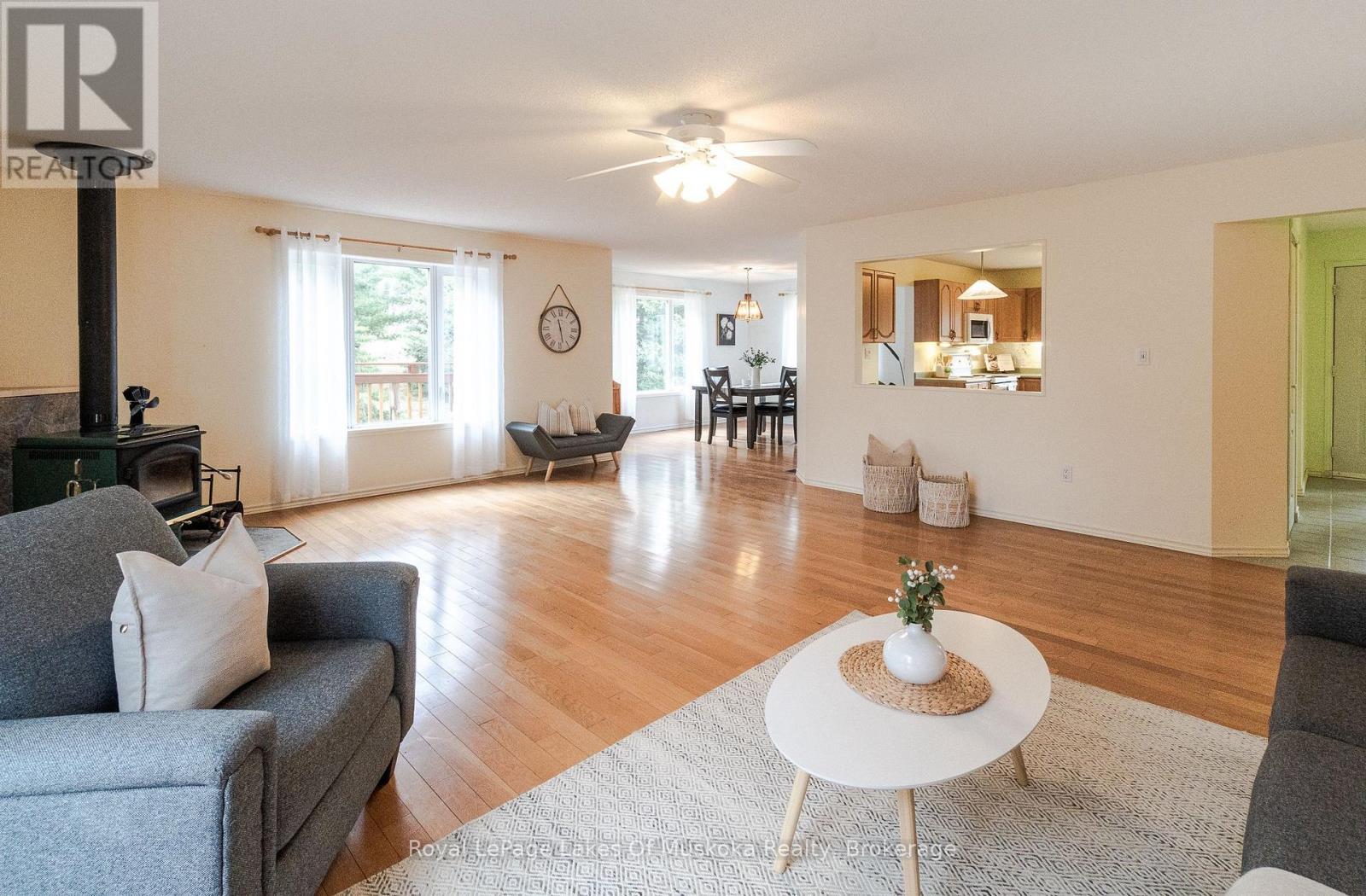 19 Glencairn Crescent, Huntsville, Ontario  P1H 2J4 - Photo 18 - X13078486