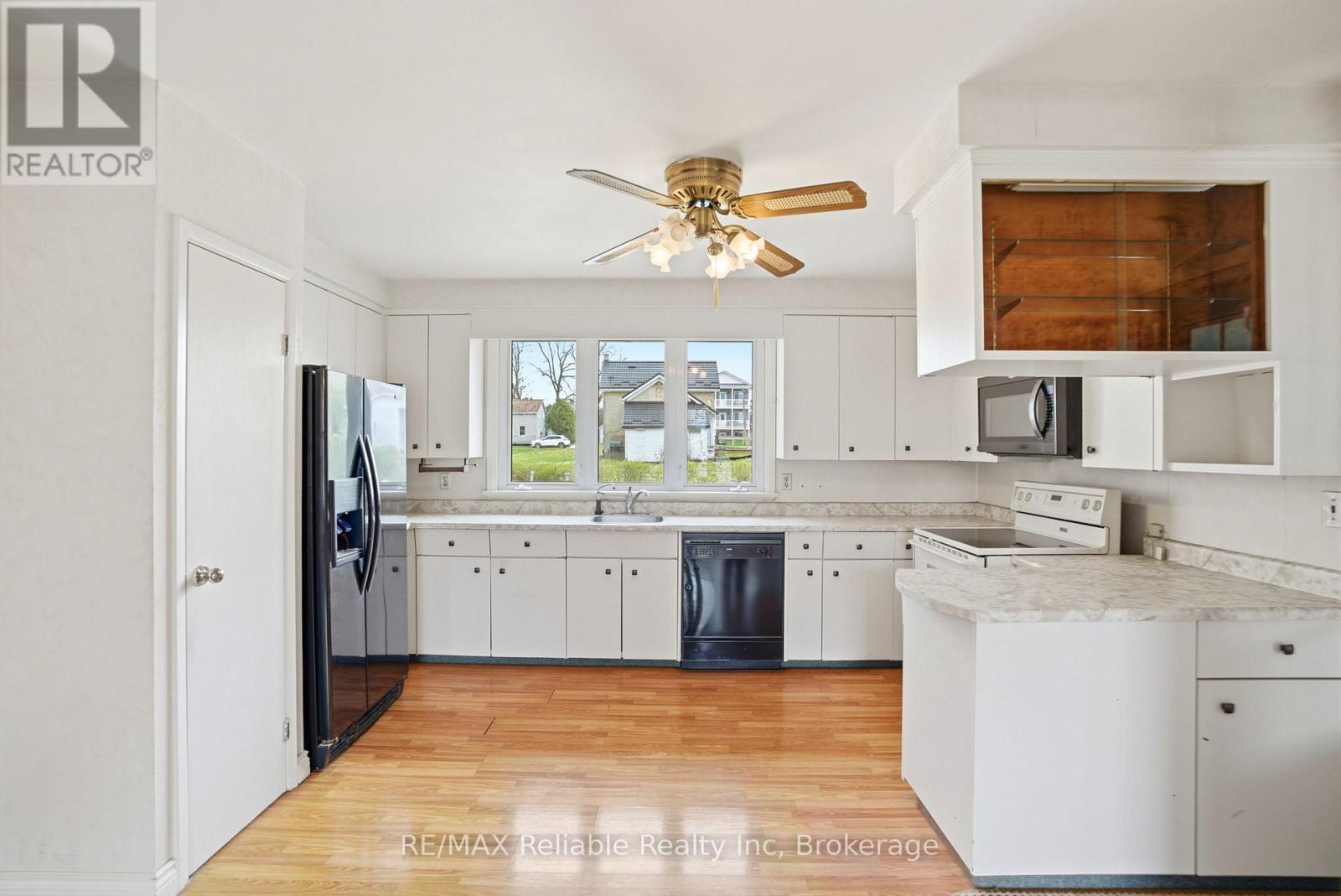 63 Water Street, Huron East, Ontario  N0K 1W0 - Photo 11 - X13078586