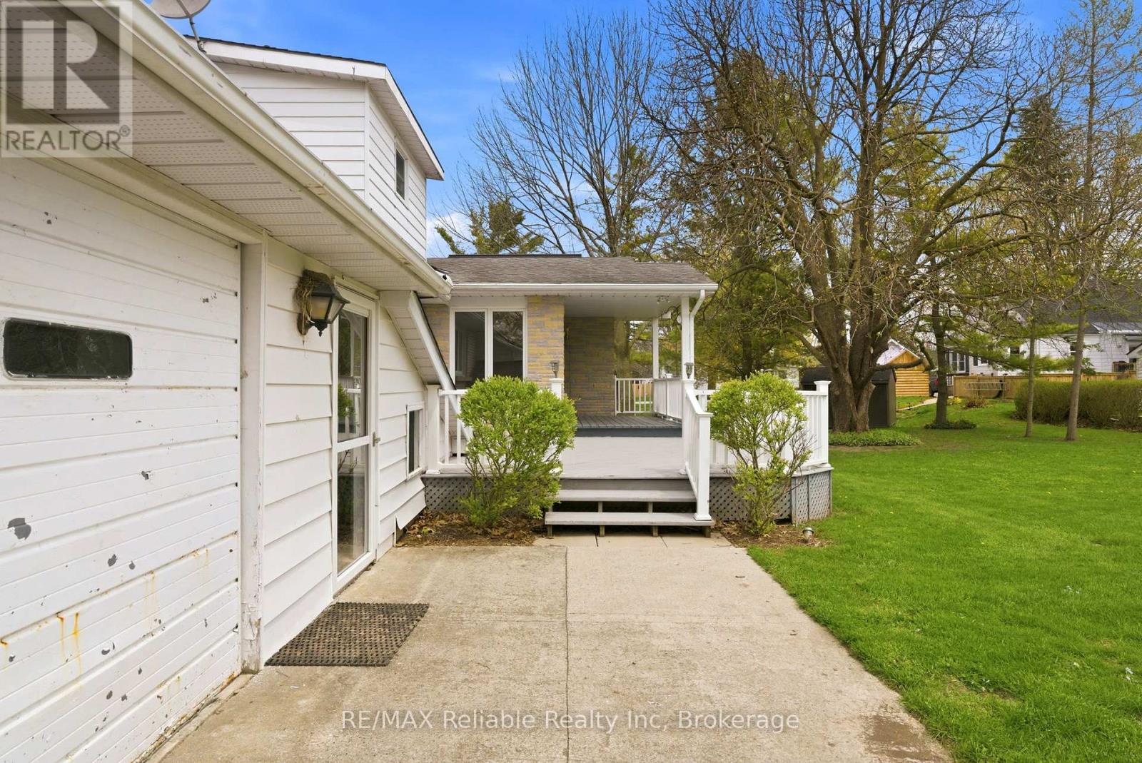 63 Water Street, Huron East, Ontario  N0K 1W0 - Photo 43 - X13078586