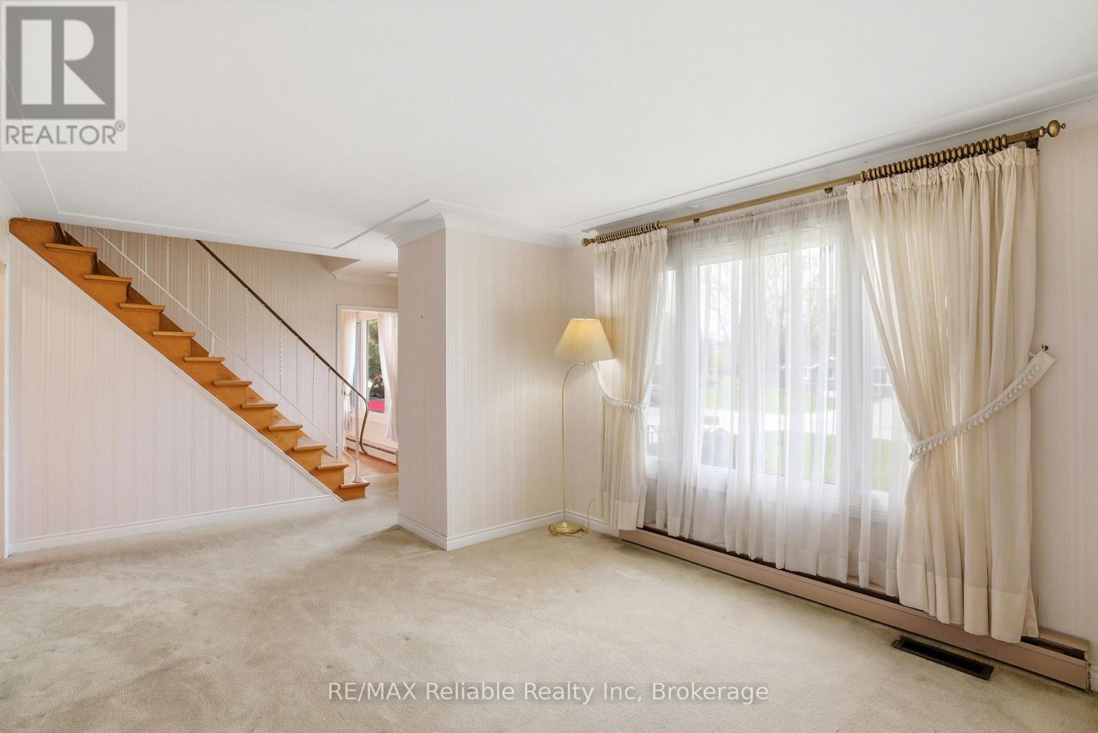 63 Water Street, Huron East, Ontario  N0K 1W0 - Photo 8 - X13078586