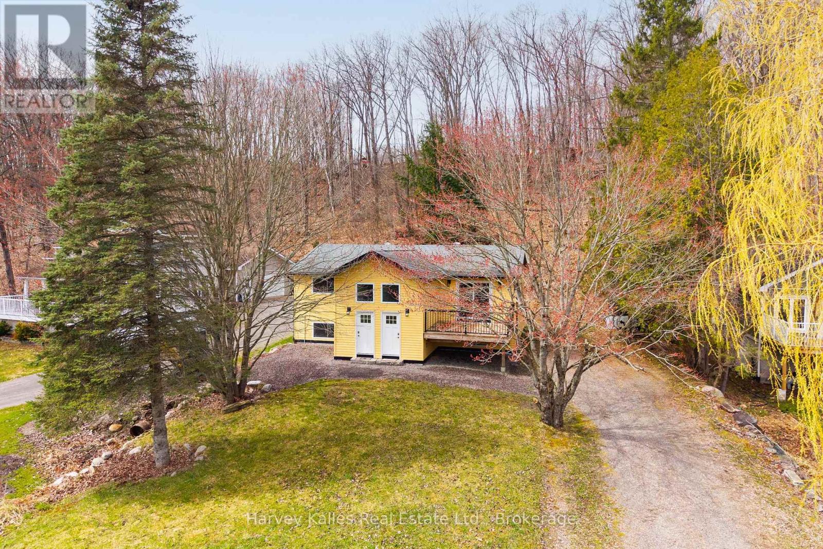 25 FERNDALE ROAD, Muskoka Lakes, Ontario