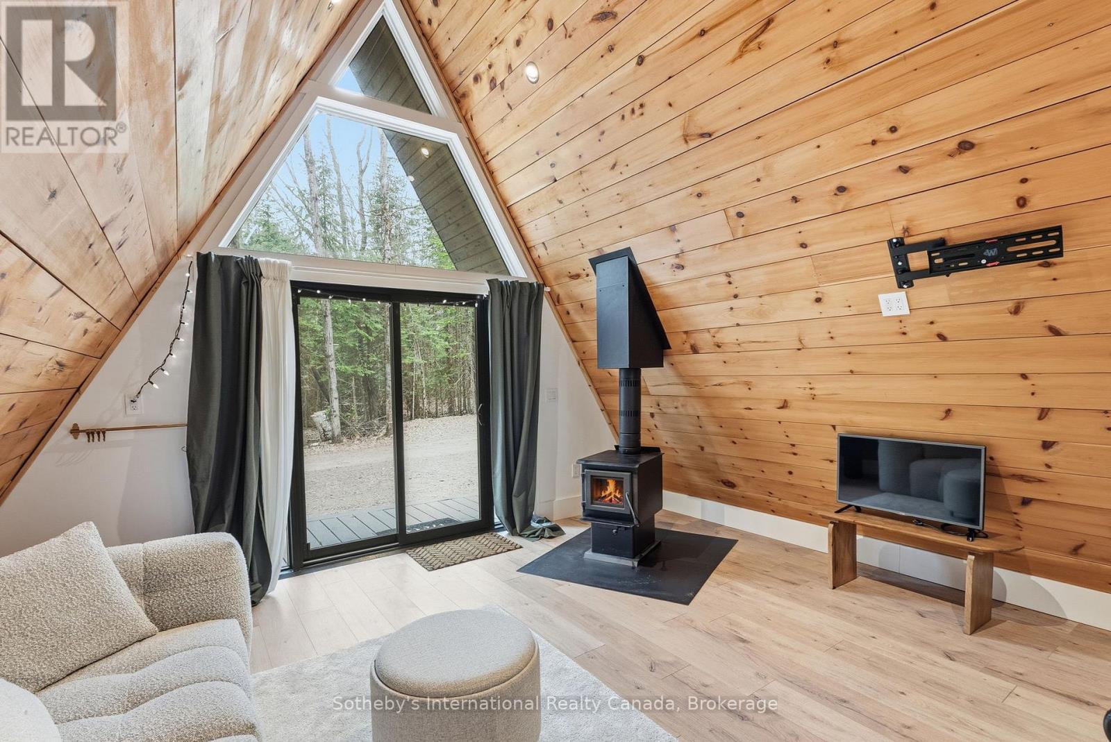 1315 North Drive, Dysart Et Al, Ontario  K0M 1S0 - Photo 17 - X13078690