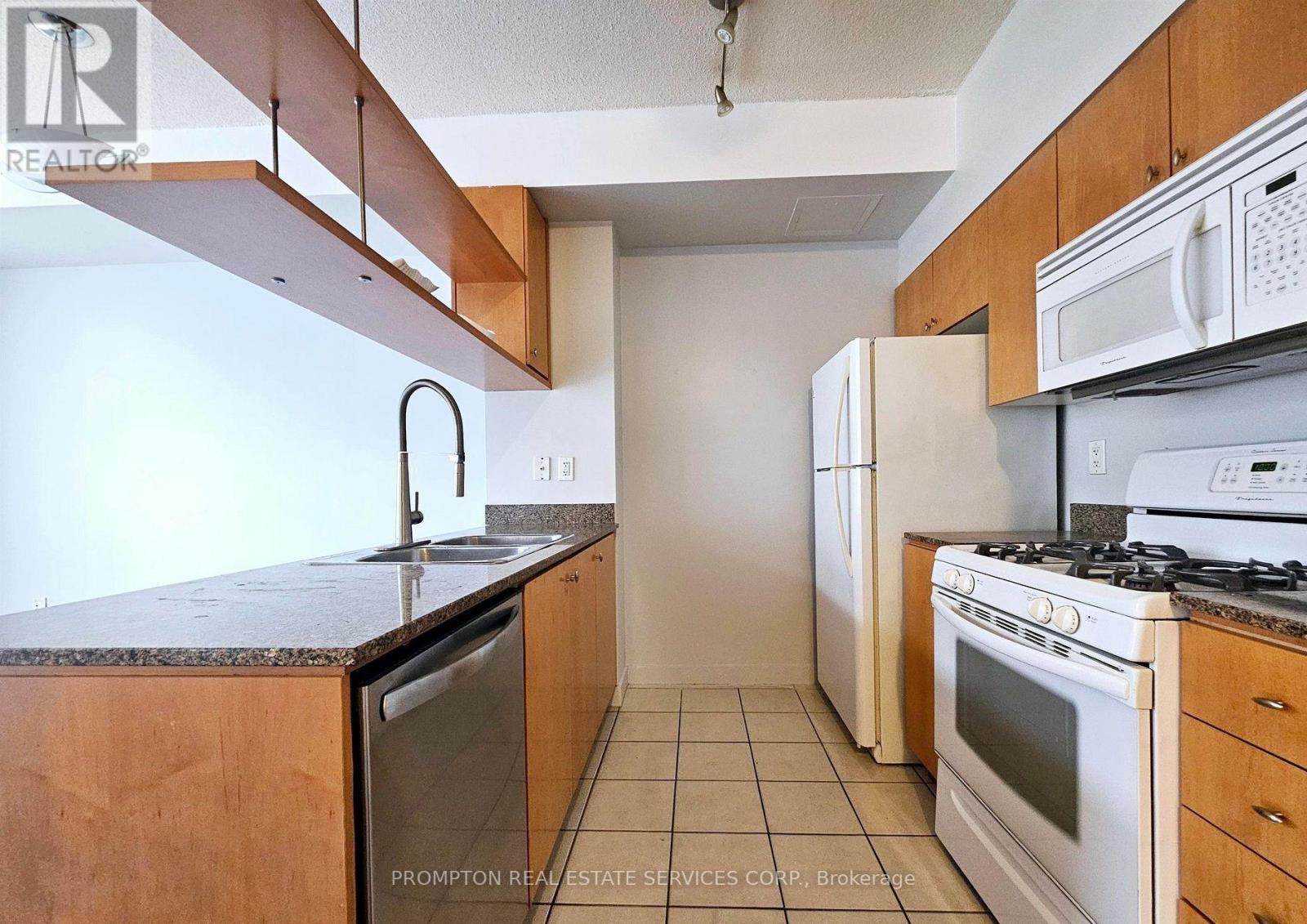 709 - 9 Spadina Avenue, Toronto, Ontario  M5V 3V5 - Photo 4 - C13078406