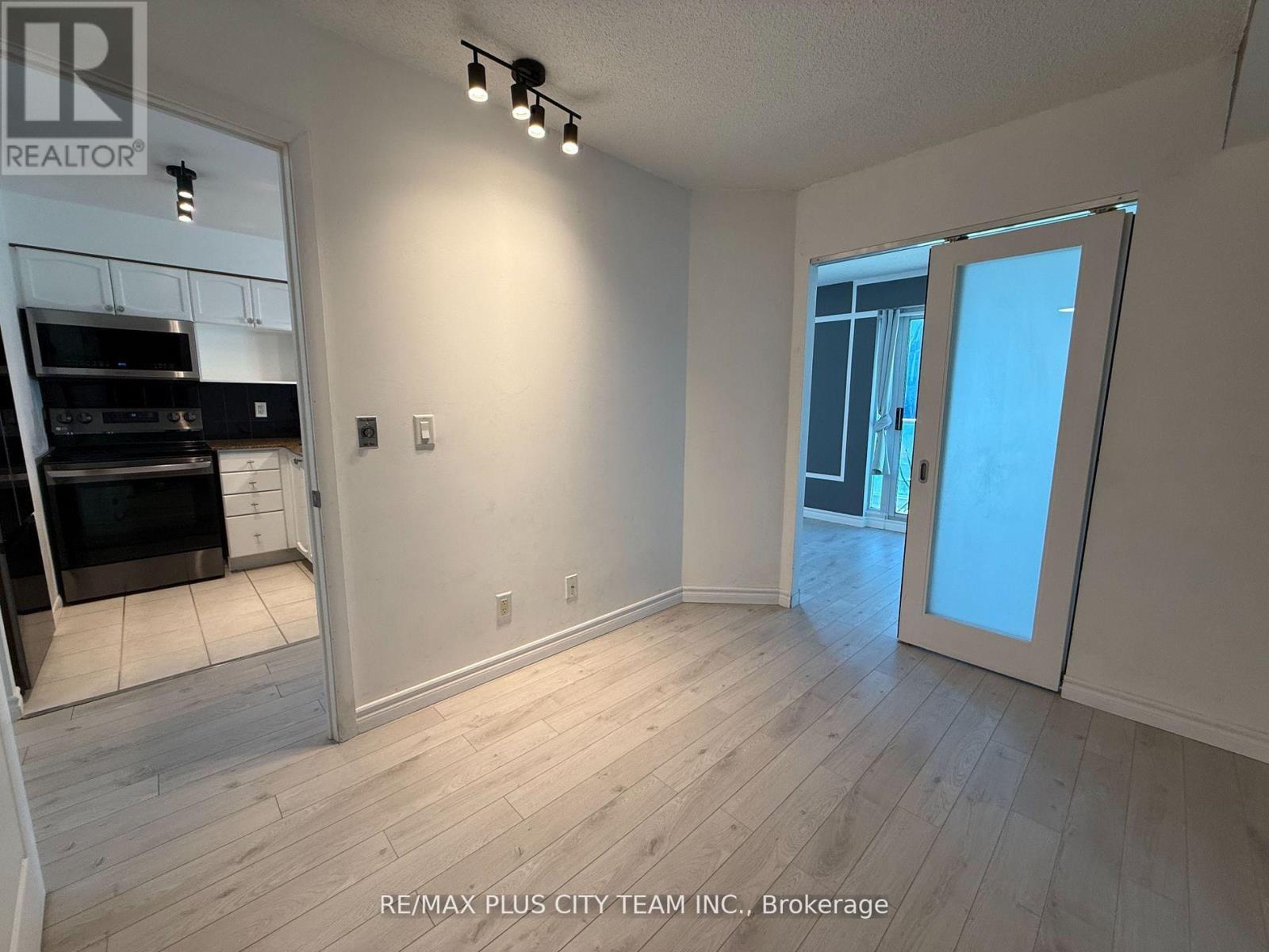 2013 - 18 Yonge Street, Toronto, Ontario  M5E 1Z8 - Photo 13 - C13078454