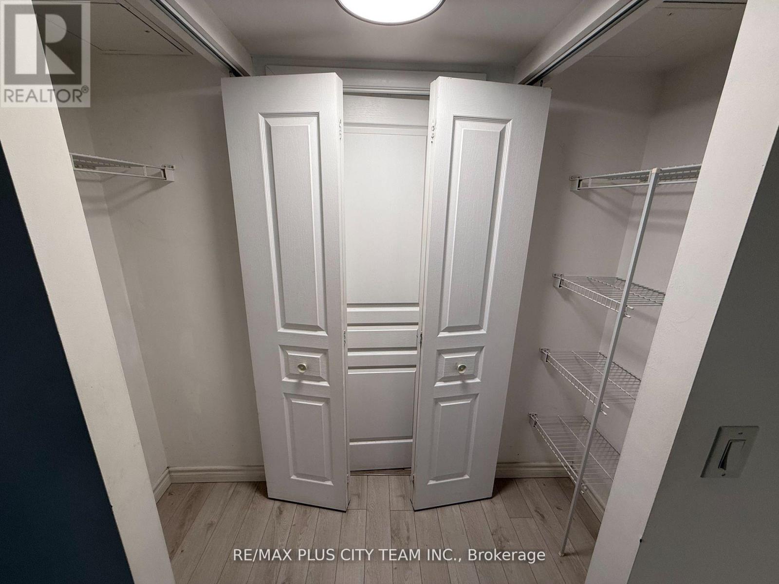 2013 - 18 Yonge Street, Toronto, Ontario  M5E 1Z8 - Photo 14 - C13078454
