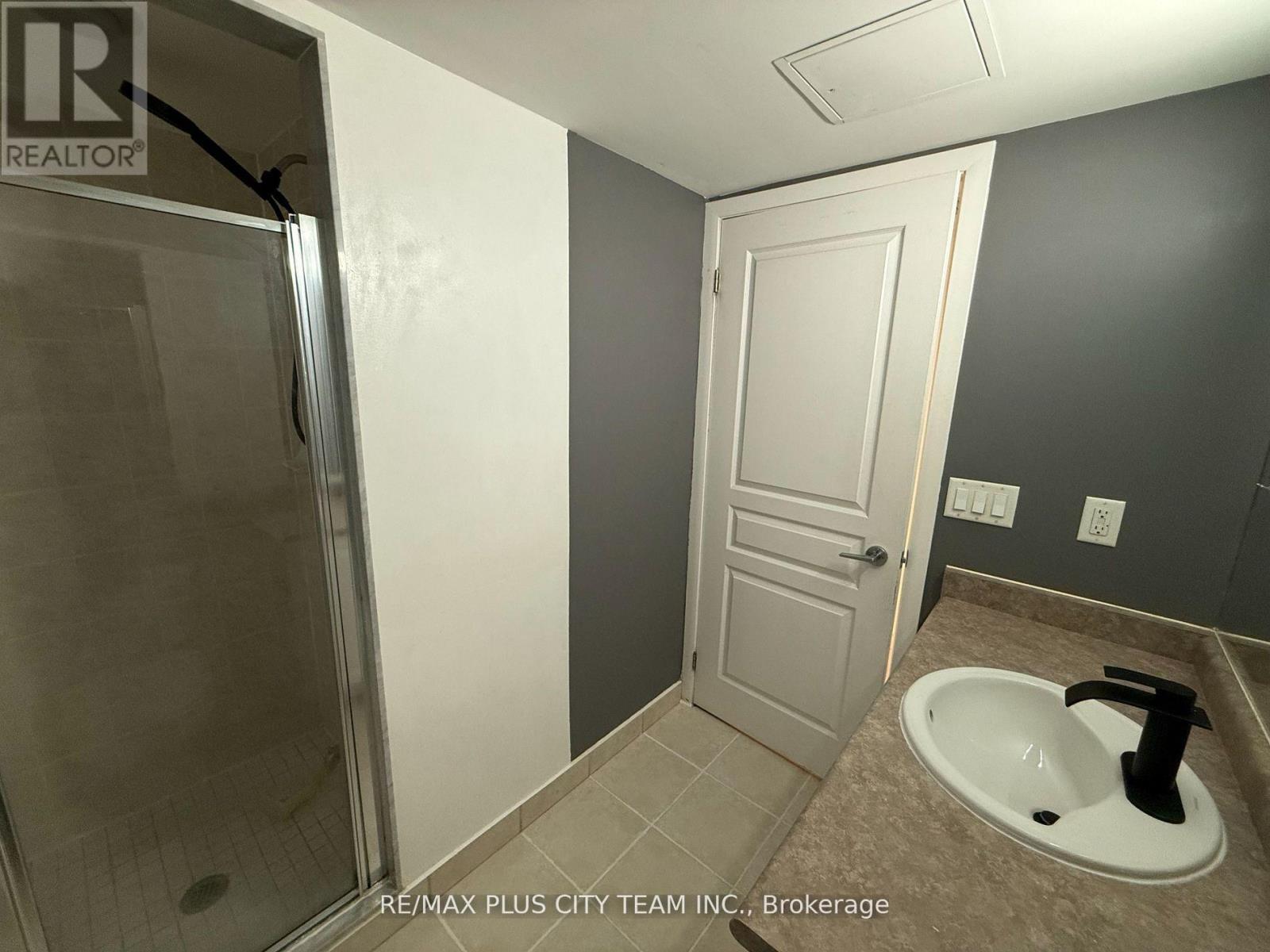 2013 - 18 Yonge Street, Toronto, Ontario  M5E 1Z8 - Photo 20 - C13078454