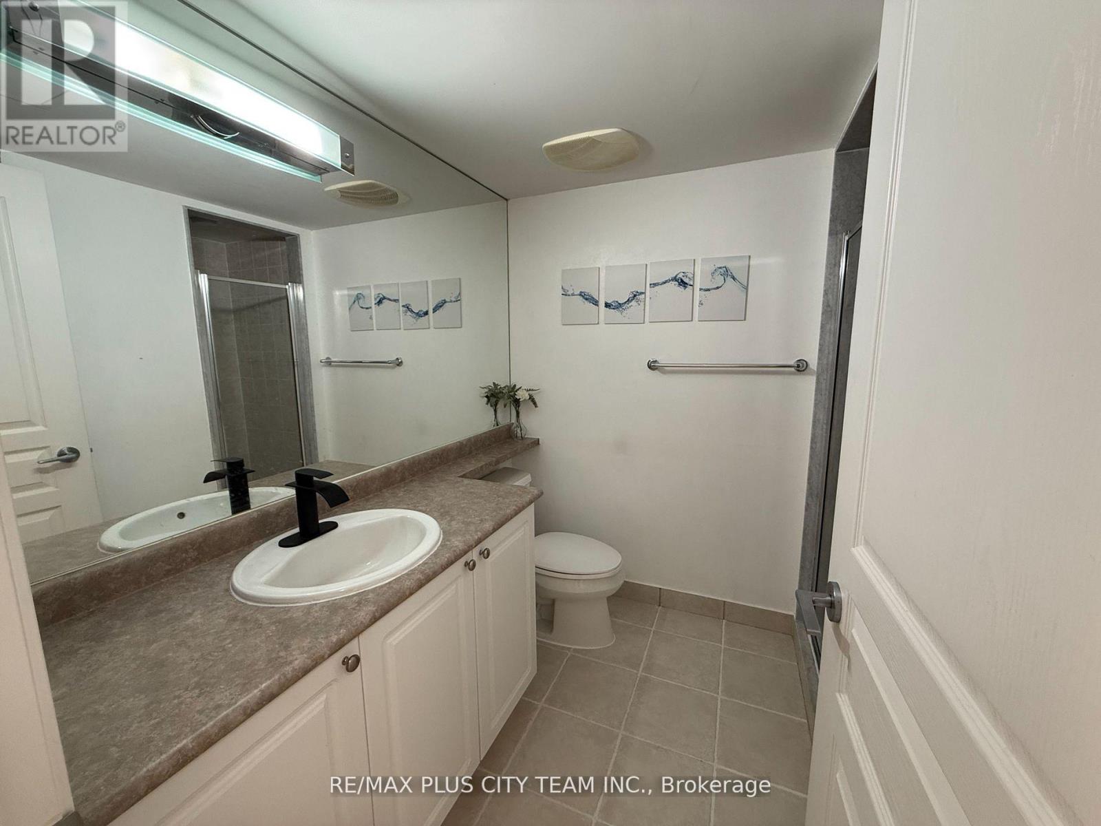 2013 - 18 Yonge Street, Toronto, Ontario  M5E 1Z8 - Photo 21 - C13078454
