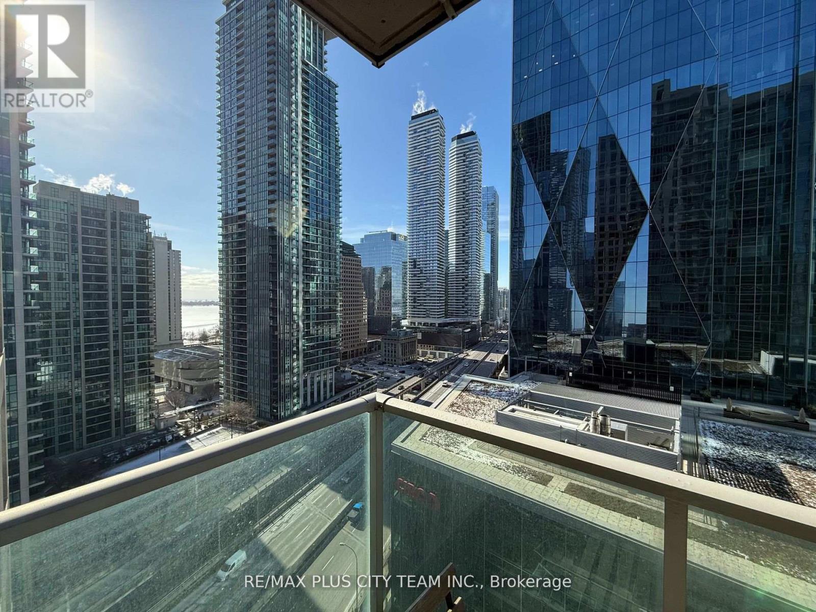 2013 - 18 Yonge Street, Toronto, Ontario  M5E 1Z8 - Photo 23 - C13078454