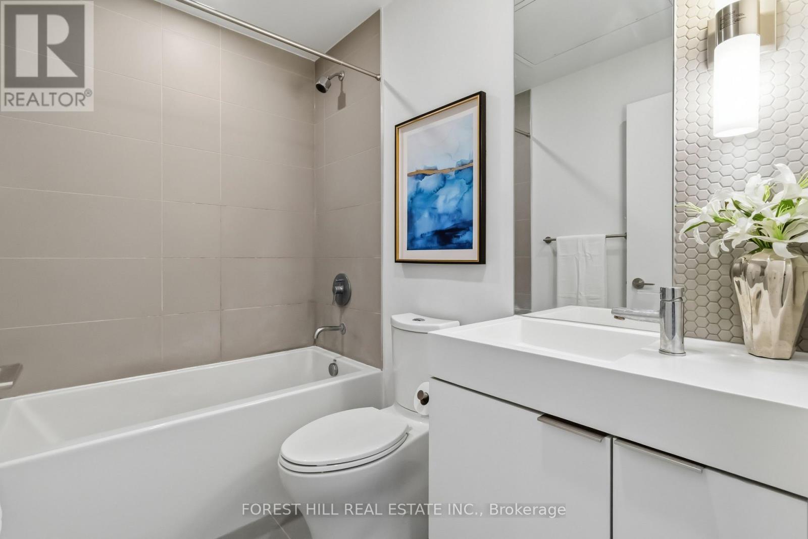 819 - 33 Helendale Avenue, Toronto, Ontario  M4R 0A4 - Photo 7 - C13078476