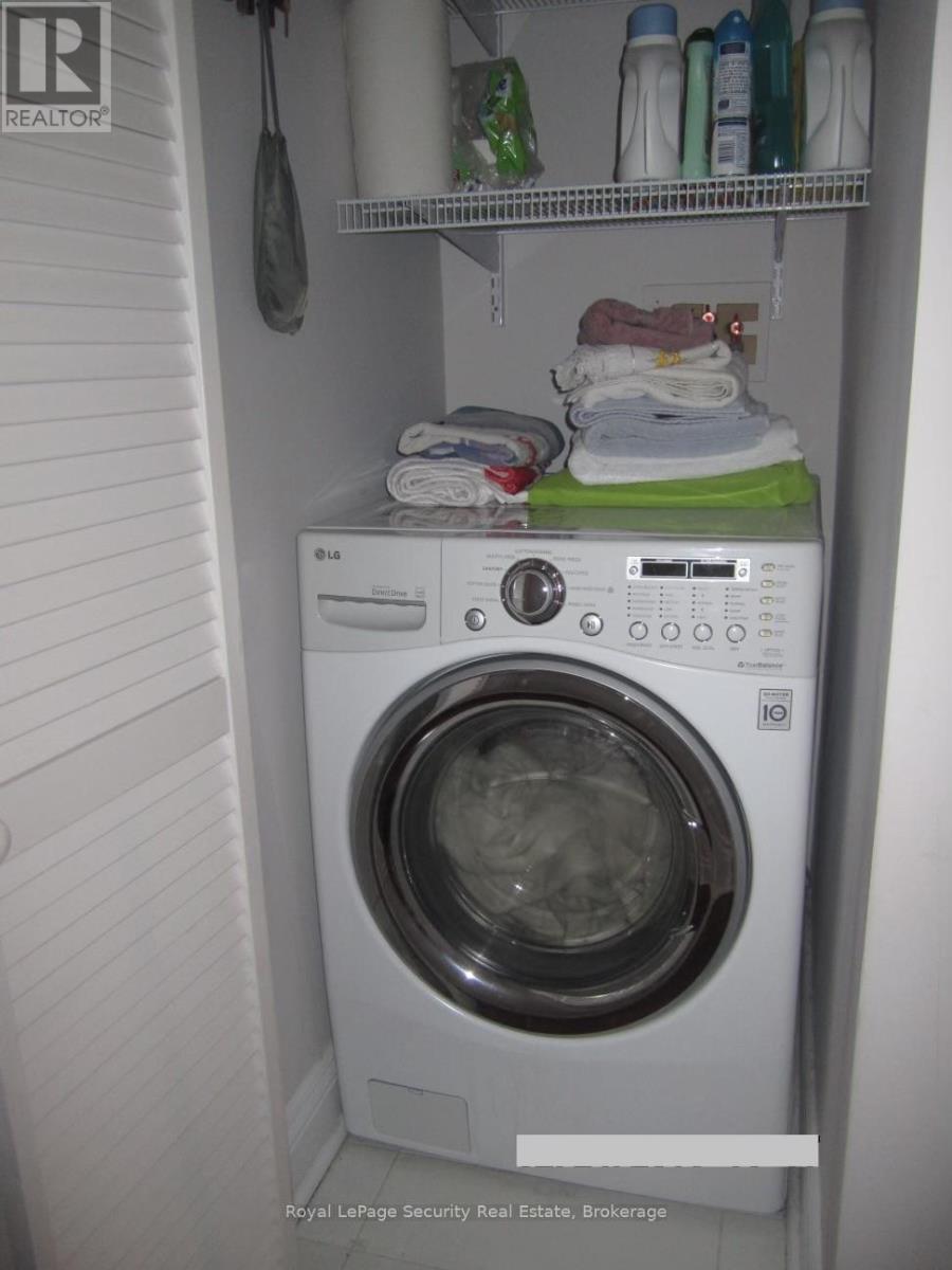 2nd & 3rd Floor - 380 Crawford Street, Toronto, Ontario  M6J 2V9 - Photo 17 - C13078702
