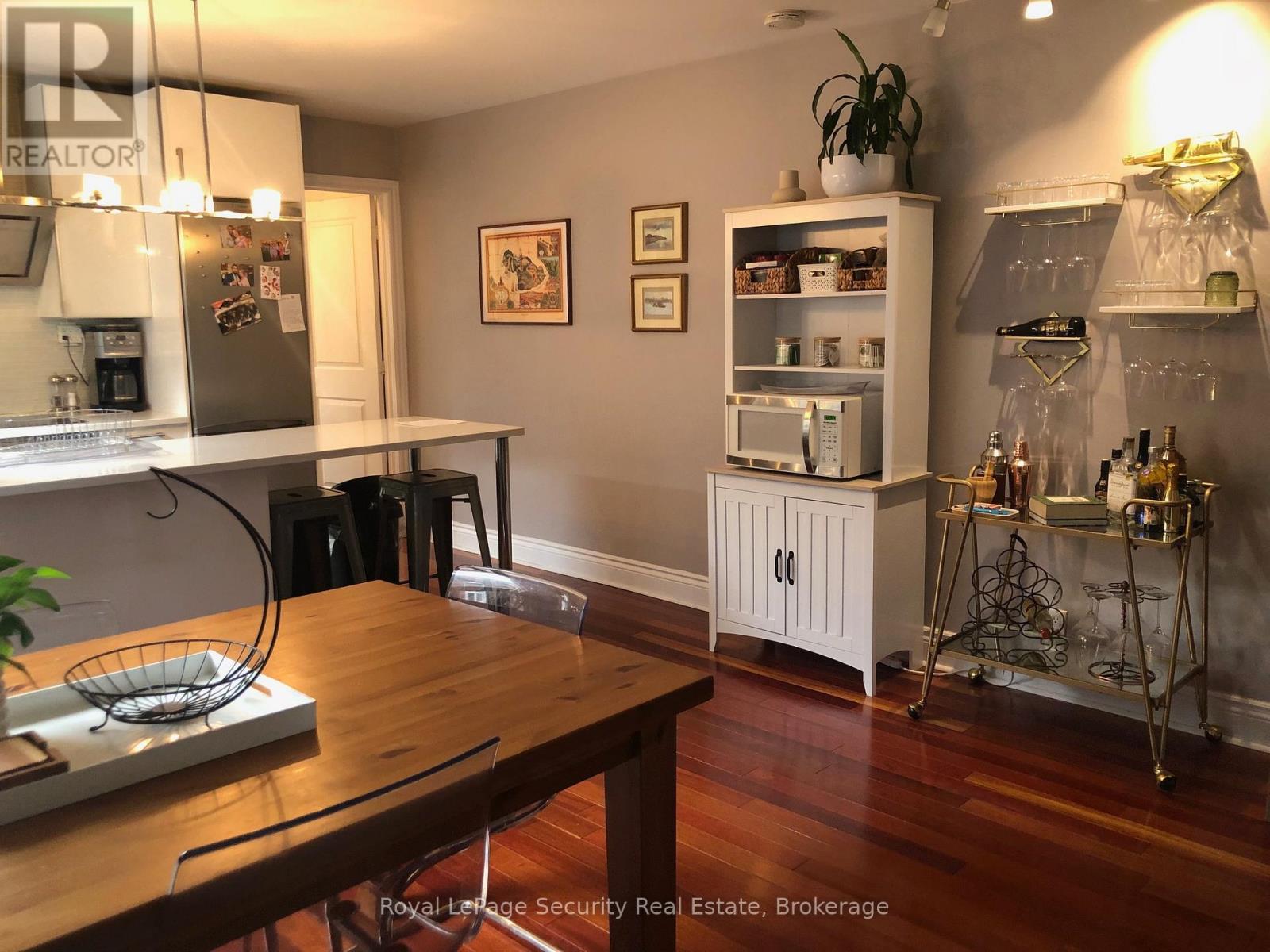 2nd & 3rd Floor - 380 Crawford Street, Toronto, Ontario  M6J 2V9 - Photo 6 - C13078702