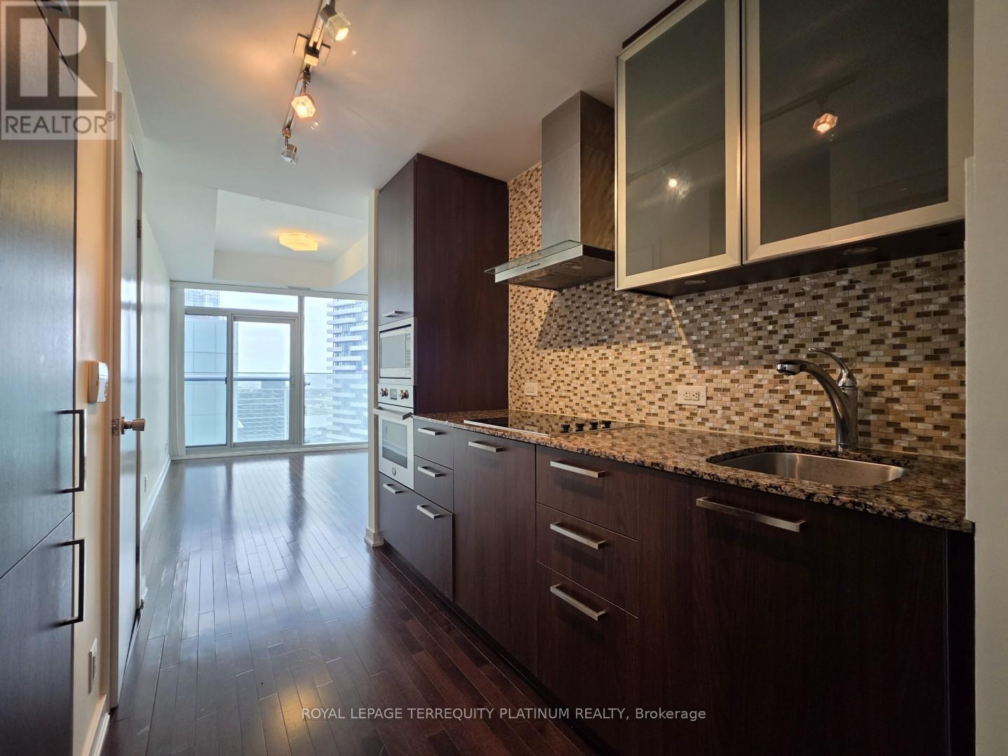 5302 - 14 York Street, Toronto, Ontario  M5J 0B1 - Photo 10 - C13077892