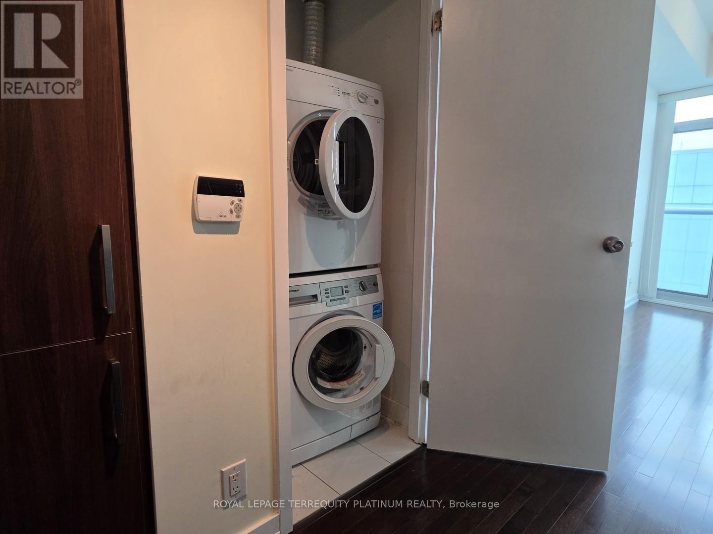 5302 - 14 York Street, Toronto, Ontario  M5J 0B1 - Photo 12 - C13077892