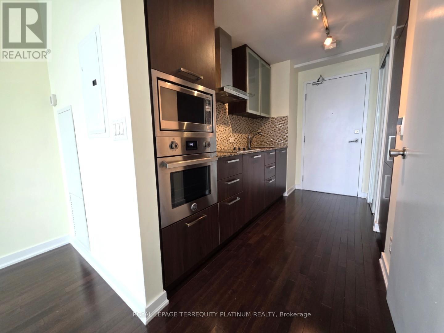 5302 - 14 York Street, Toronto, Ontario  M5J 0B1 - Photo 4 - C13077892