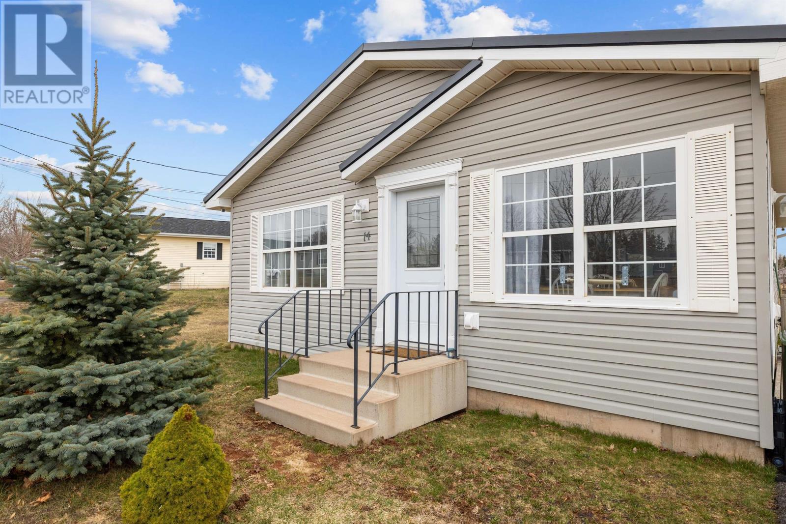 14 Deep River Drive, Charlottetown, Prince Edward Island  C1C 1S1 - Photo 3 - 202609581