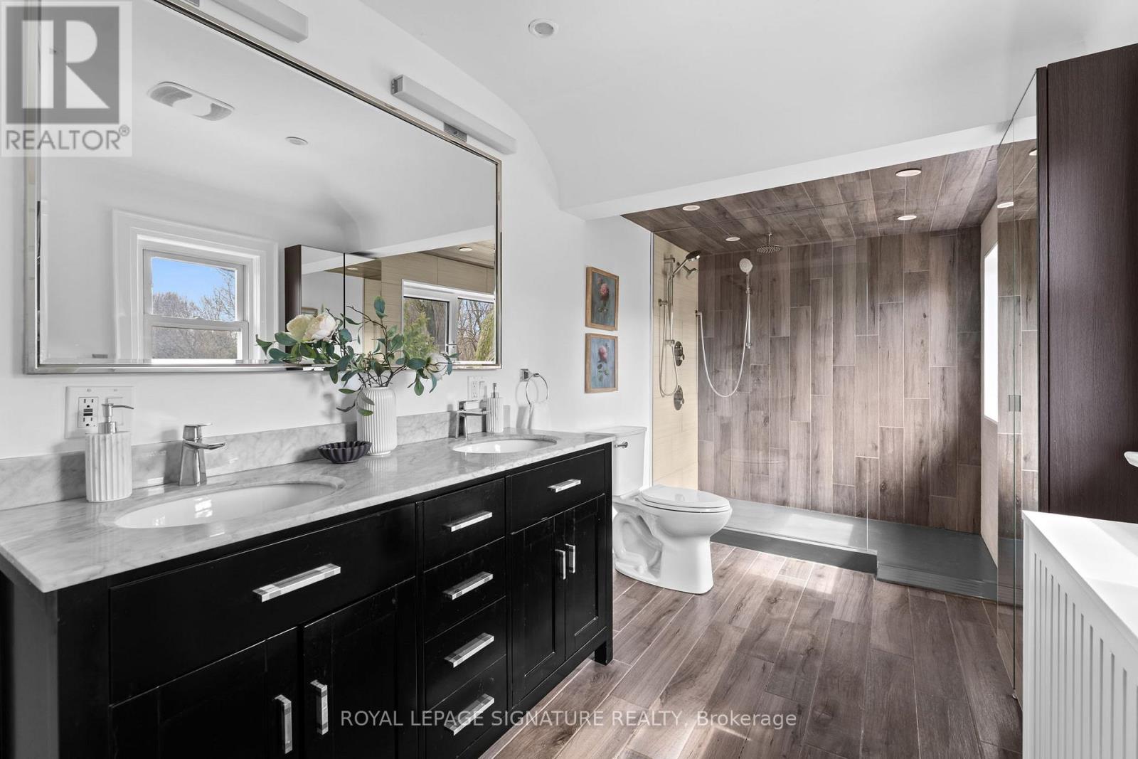 47 Don Valley Drive, Toronto, Ontario  M4K 2J1 - Photo 28 - E13078318