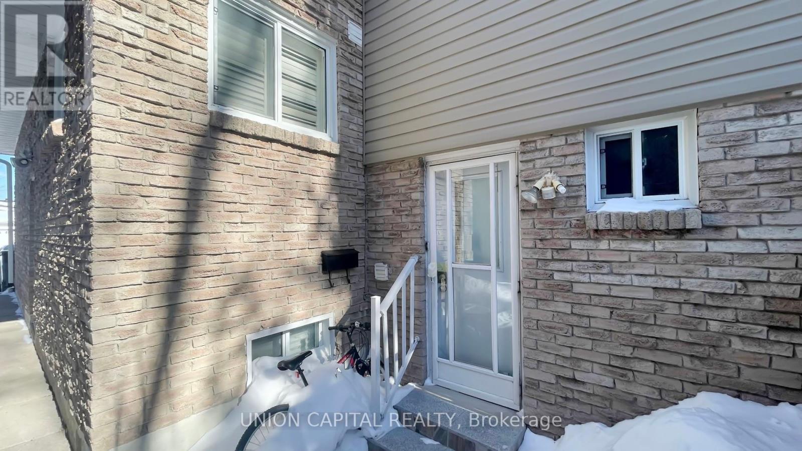 43 Fireside Drive, Toronto, Ontario  M1B 2C9 - Photo 27 - E13078504
