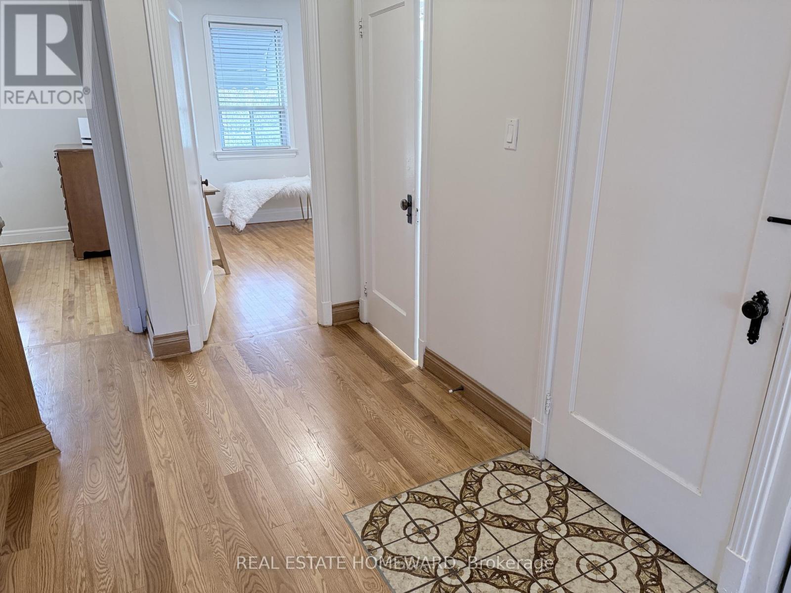 63 O'connor Drive, Toronto, Ontario  M4K 2K3 - Photo 6 - E13078622