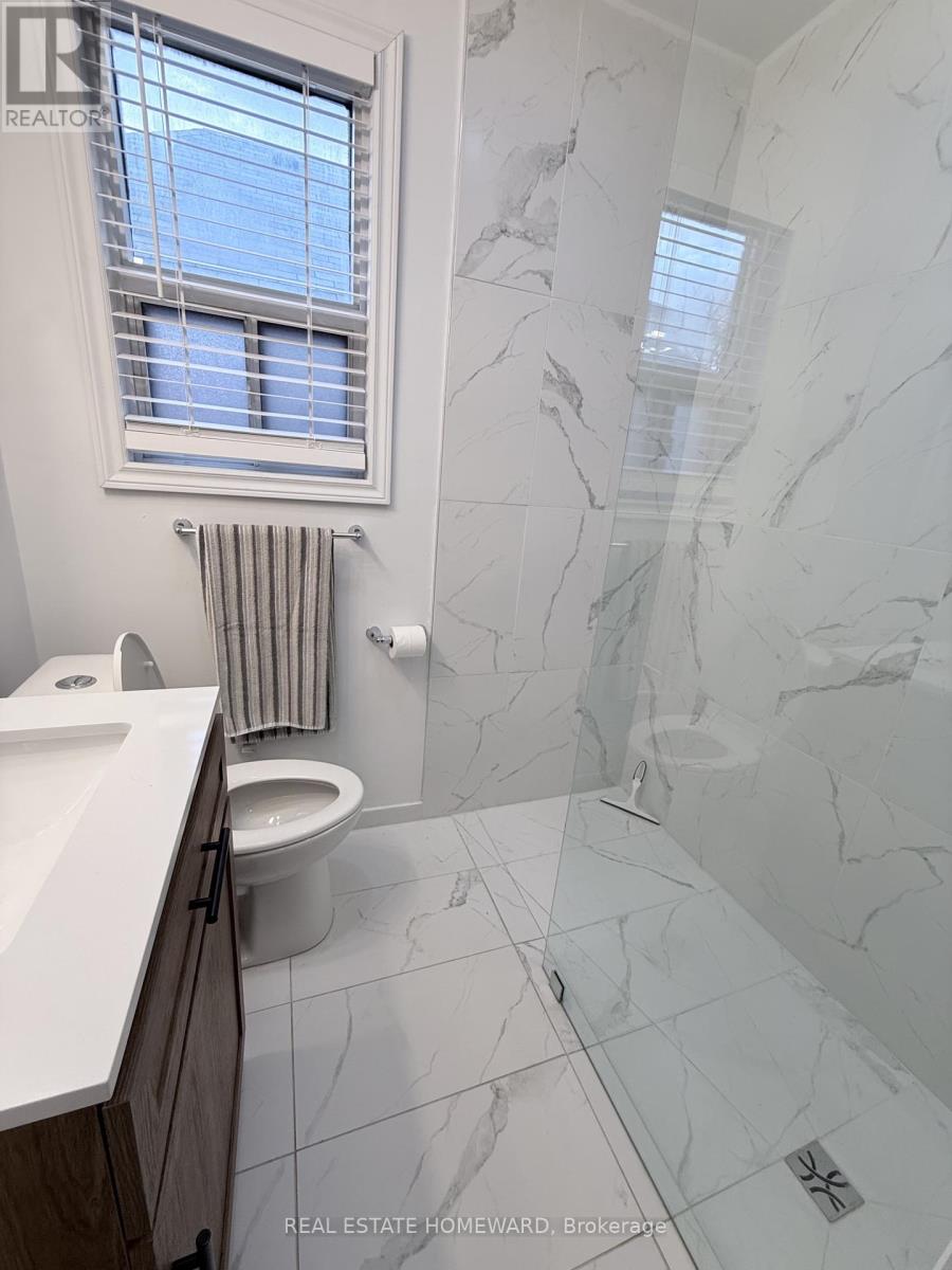 63 O'connor Drive, Toronto, Ontario  M4K 2K3 - Photo 7 - E13078622