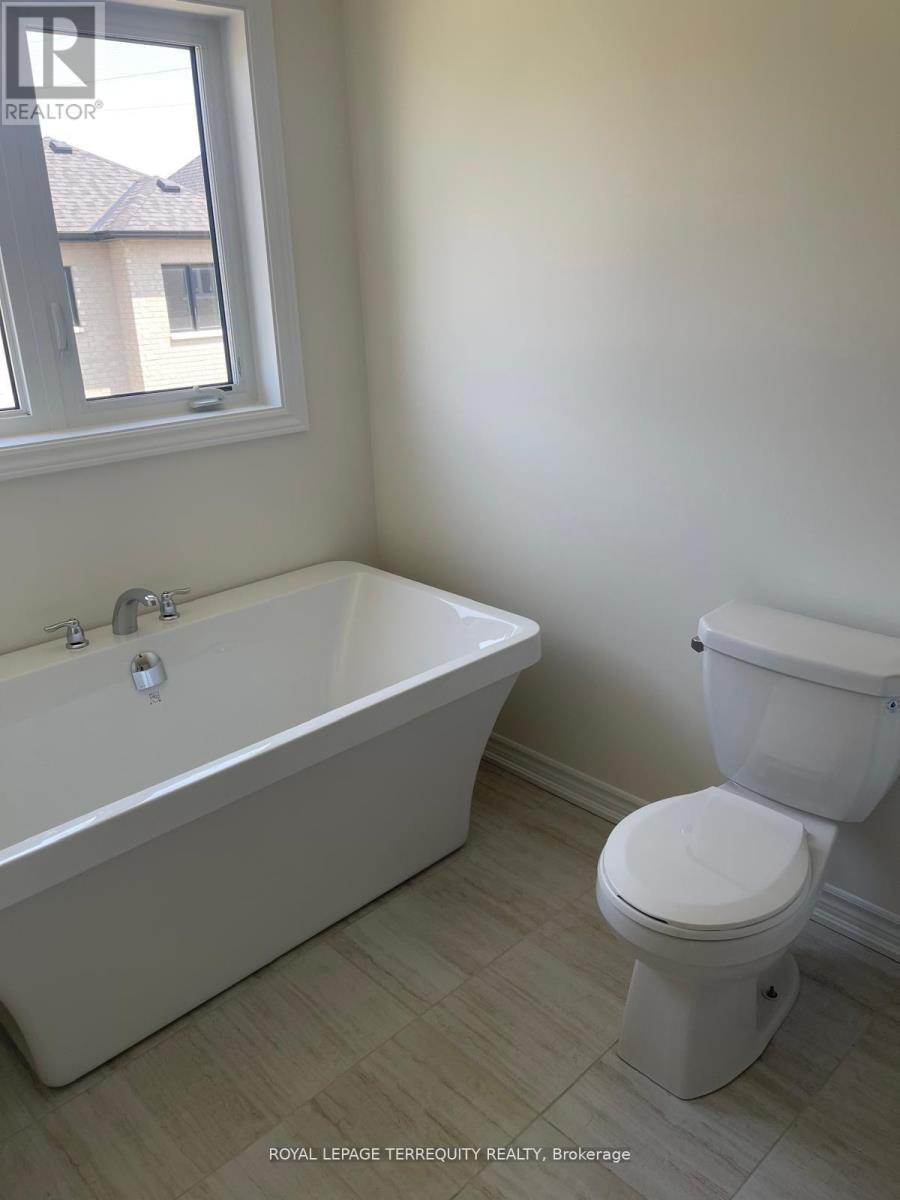 1143 Cameo Street NW, Pickering, Ontario  L1X 0L7 - Photo 15 - E13078686