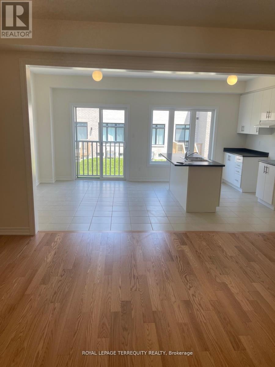 1143 Cameo Street NW, Pickering, Ontario  L1X 0L7 - Photo 4 - E13078686