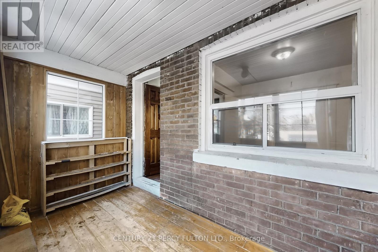 366 COXWELL AVENUE, Toronto, Ontario