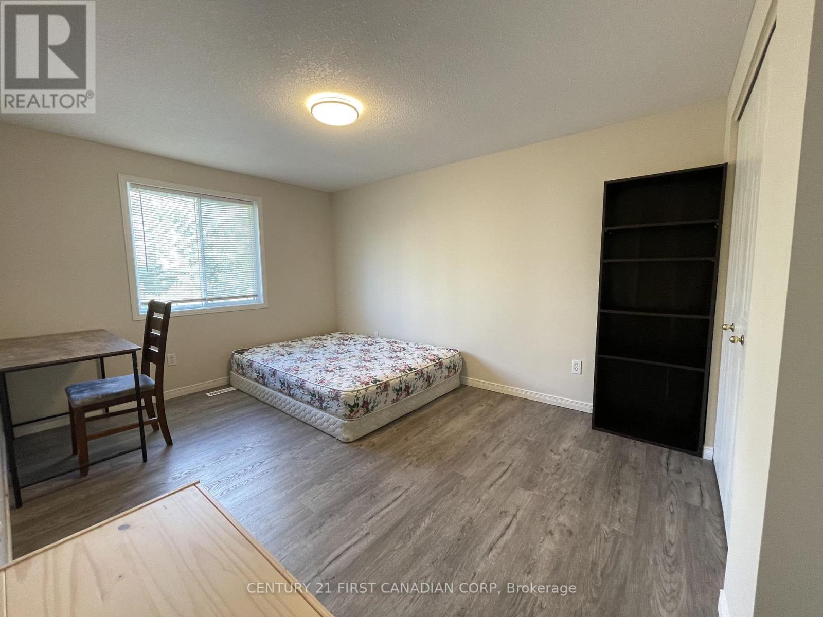 740 Redoak Avenue, London North, Ontario  N6H 5R8 - Photo 11 - X13074084