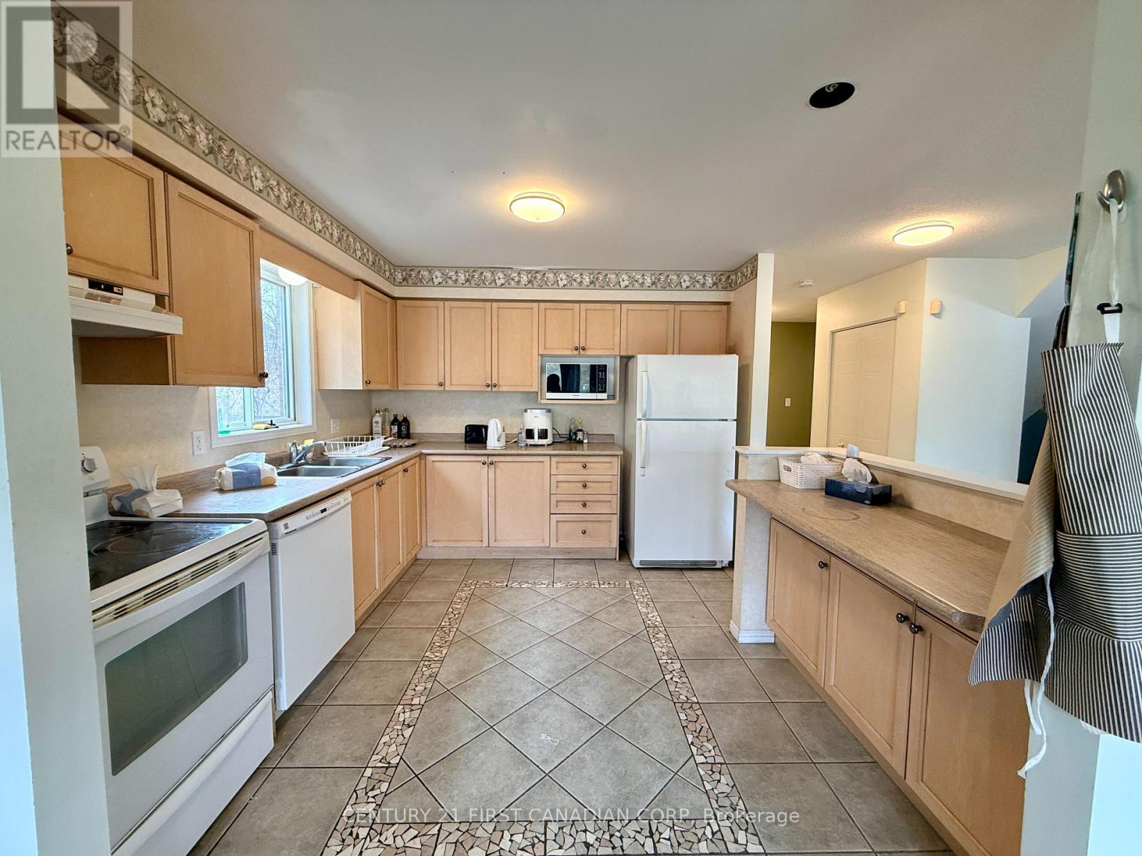 740 Redoak Avenue, London North, Ontario  N6H 5R8 - Photo 6 - X13074084