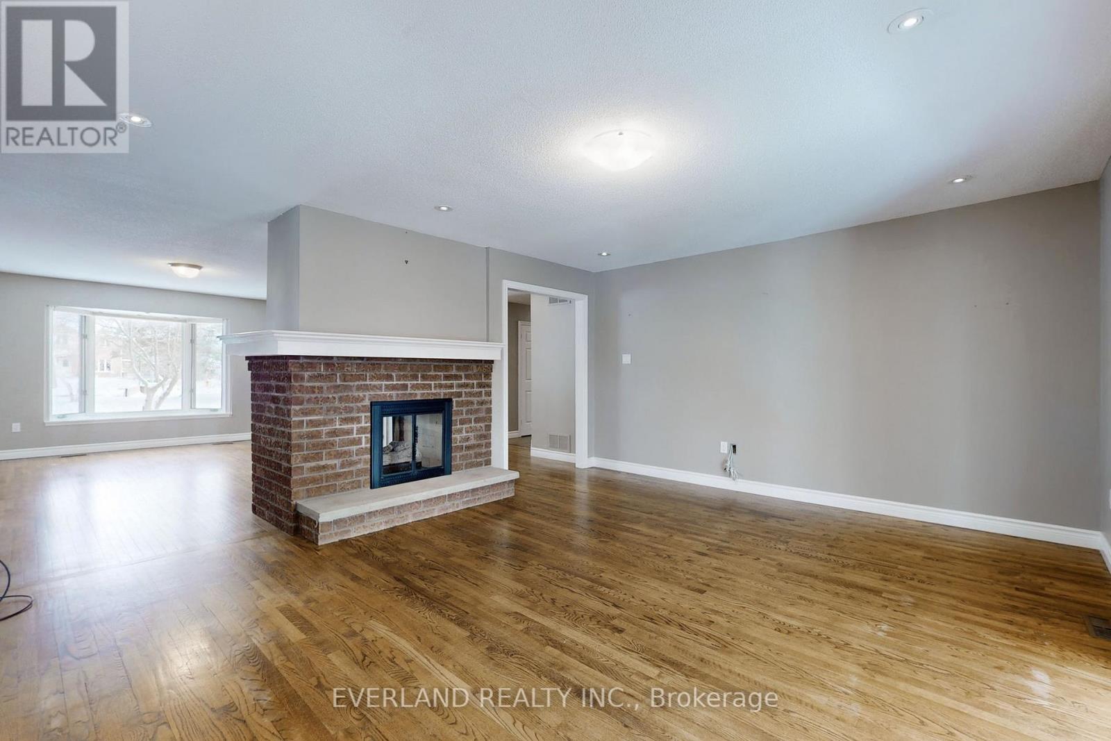 173 Thompson Drive, East Gwillimbury, Ontario  L9N 1E2 - Photo 8 - N13078326