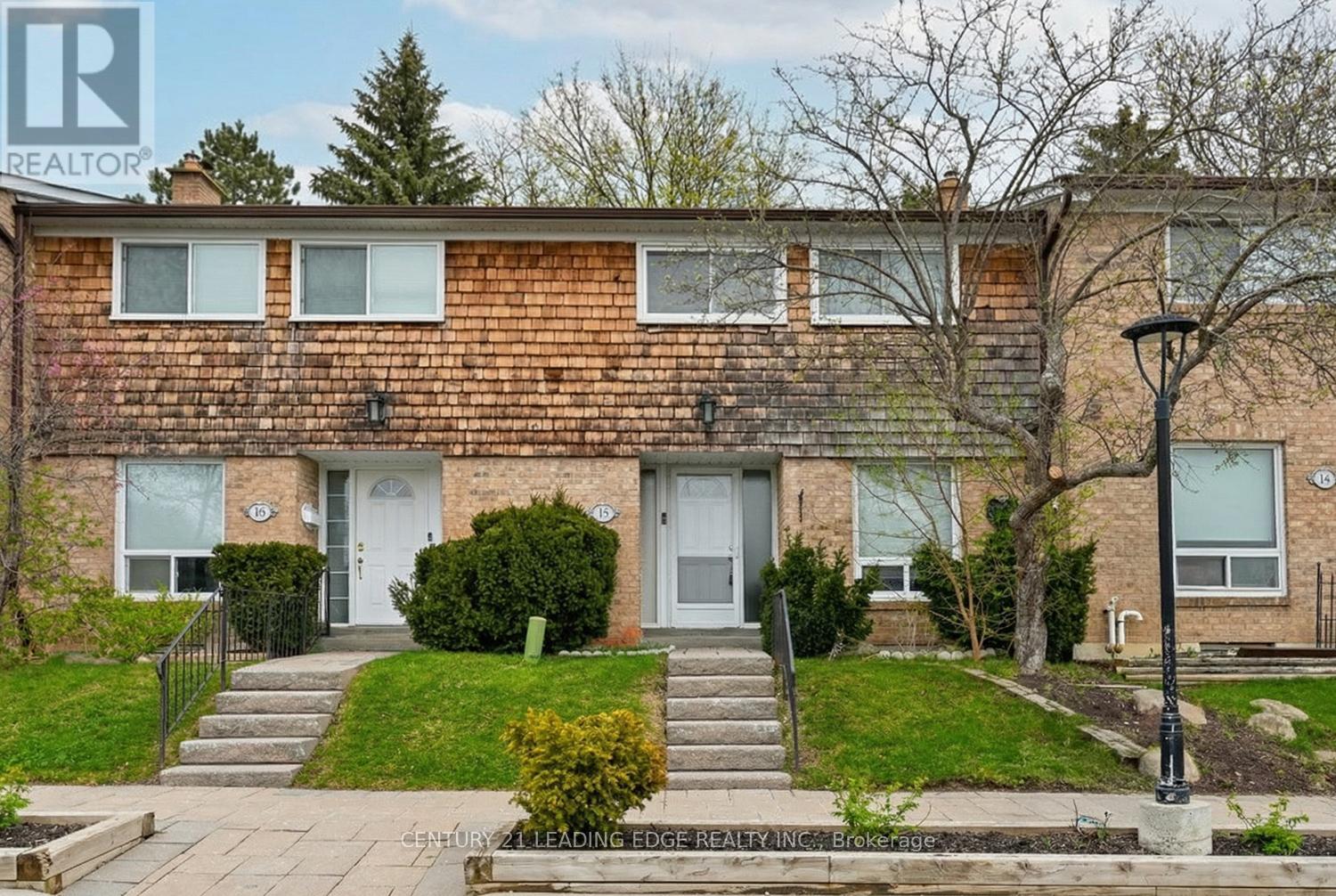 15 - 1 WOOTTEN WAY S, Markham, Ontario