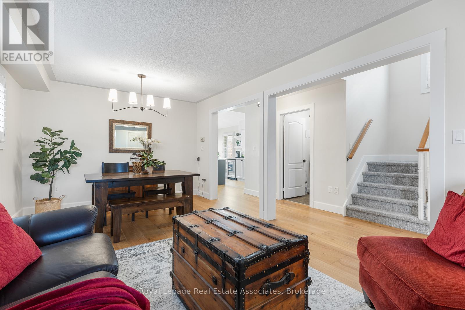 1818 Bridlington Court, Mississauga, Ontario  L5N 7L1 - Photo 14 - W13078322