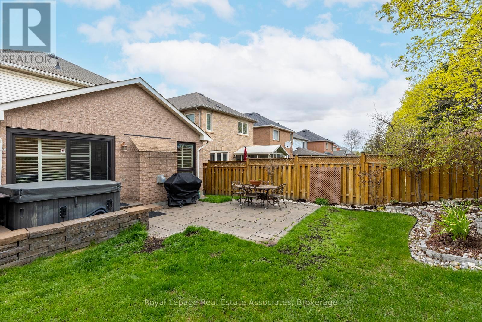 1818 Bridlington Court, Mississauga, Ontario  L5N 7L1 - Photo 41 - W13078322