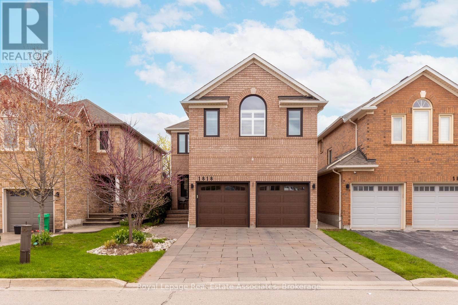 1818 Bridlington Court, Mississauga, Ontario  L5N 7L1 - Photo 43 - W13078322