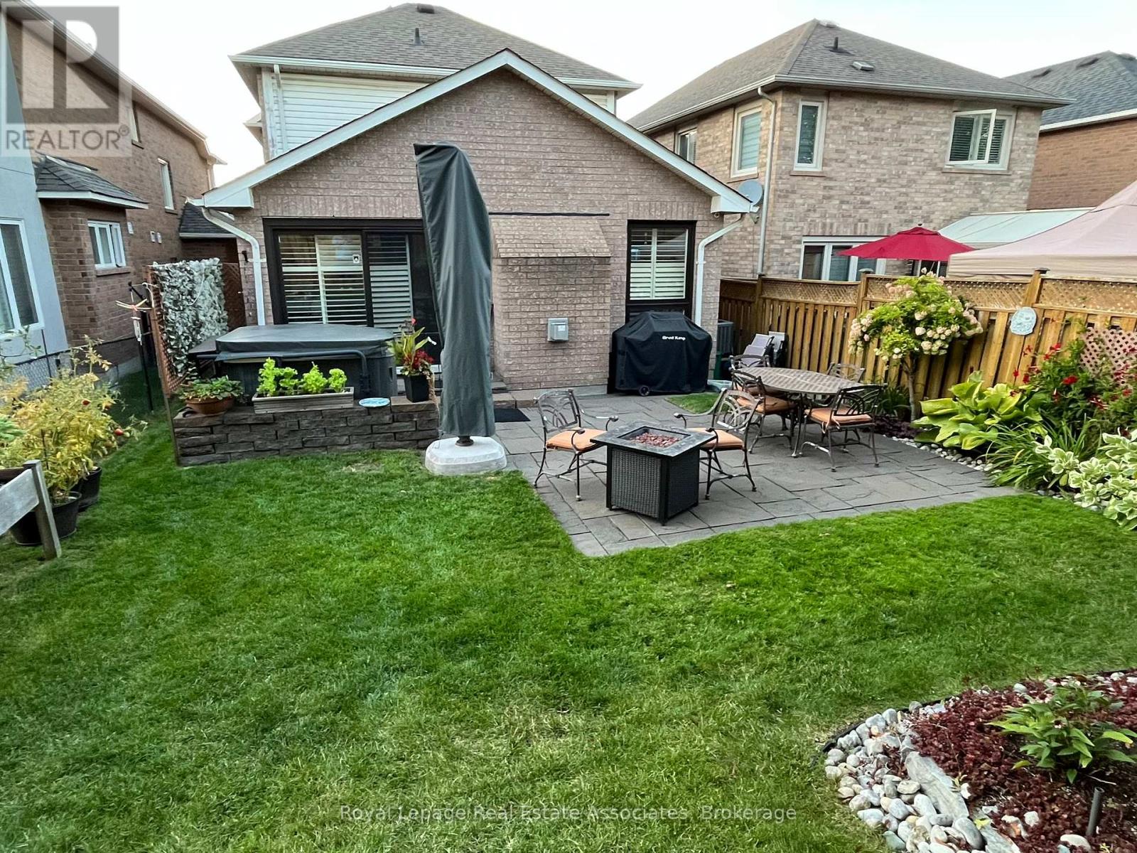 1818 Bridlington Court, Mississauga, Ontario  L5N 7L1 - Photo 45 - W13078322