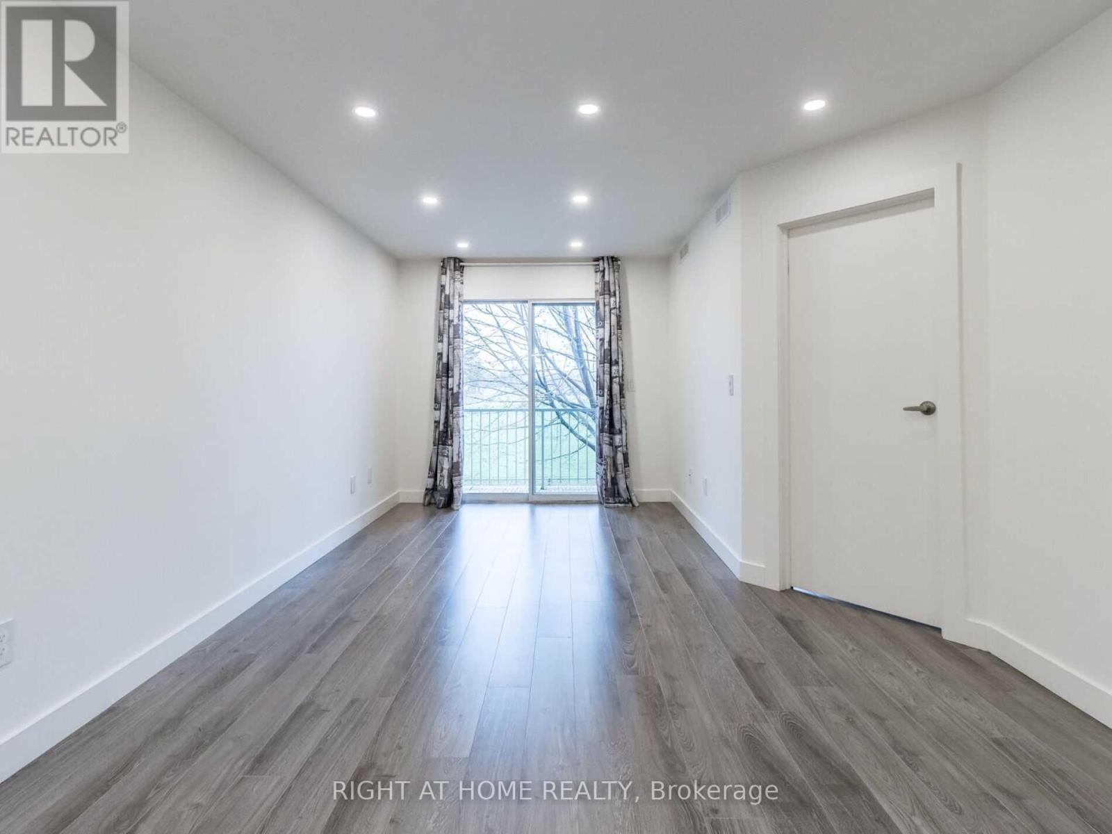 215 - 101 Bristol Road E, Mississauga, Ontario  L4Z 3P4 - Photo 13 - W13078324