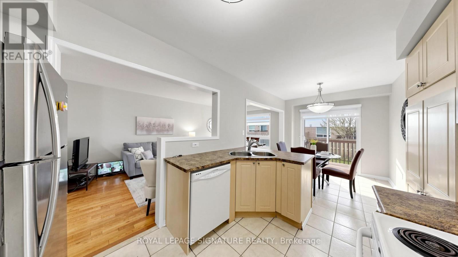 6086 Windfleet Crescent, Mississauga, Ontario  L5V 2Z6 - Photo 13 - W13078372