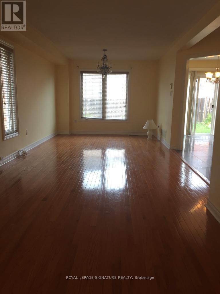 Upper - 58 Sewells Lane, Brampton, Ontario  L7A 2Z8 - Photo 3 - W13078380