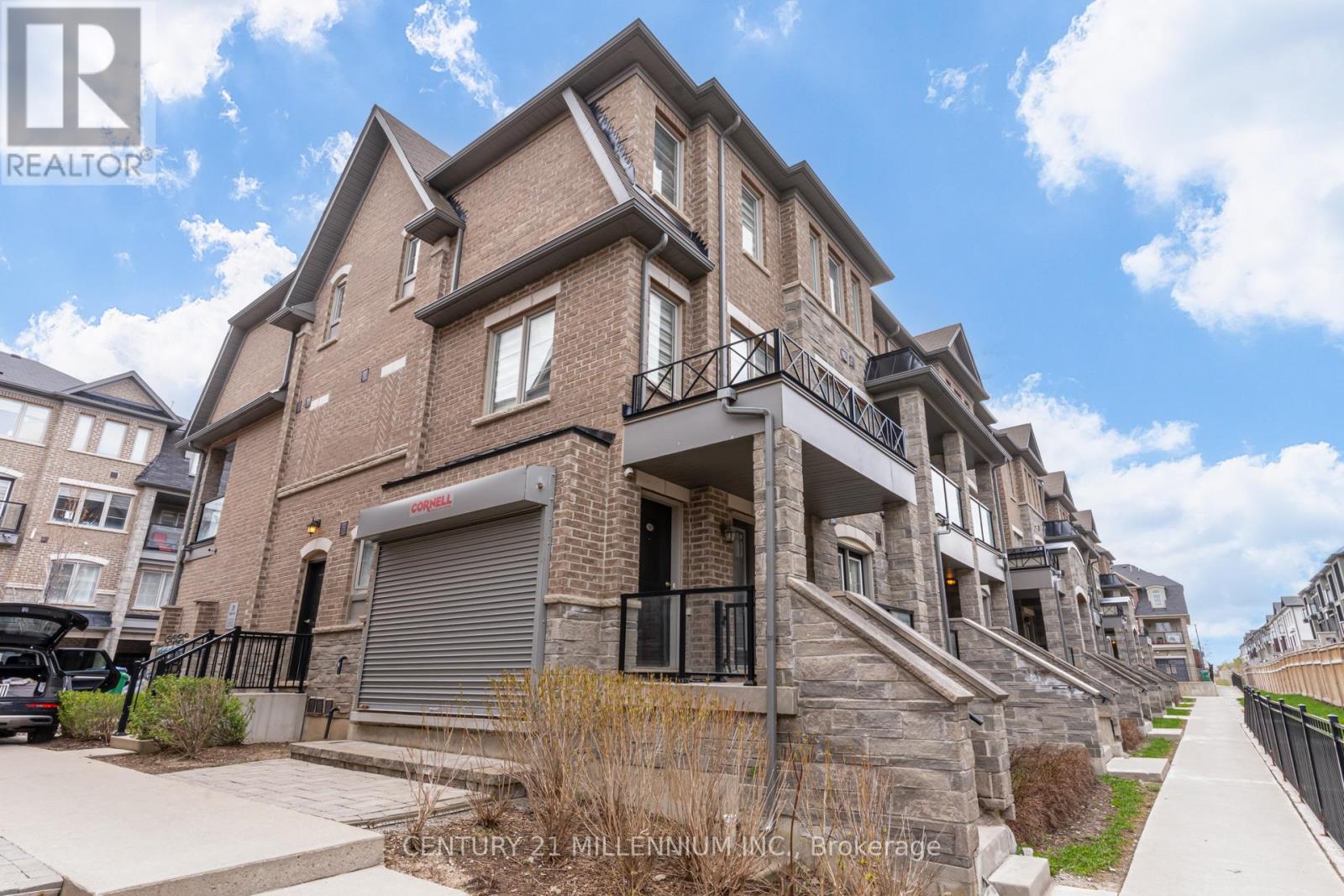 30 - 200 VETERANS DRIVE, Brampton, Ontario