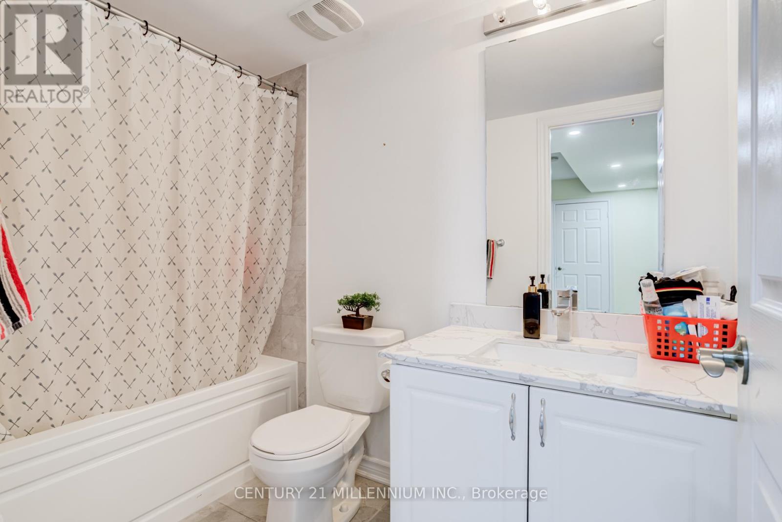 30 - 200 Veterans Drive, Brampton, Ontario  L7A 4S6 - Photo 5 - W13078384