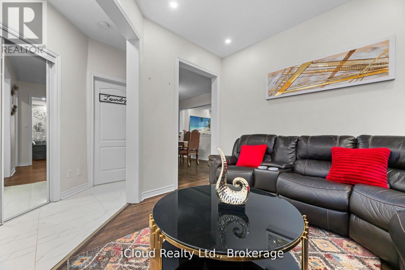 75 Iron Block Drive, Brampton, Ontario  L7A 0J1 - Photo 11 - W13078392