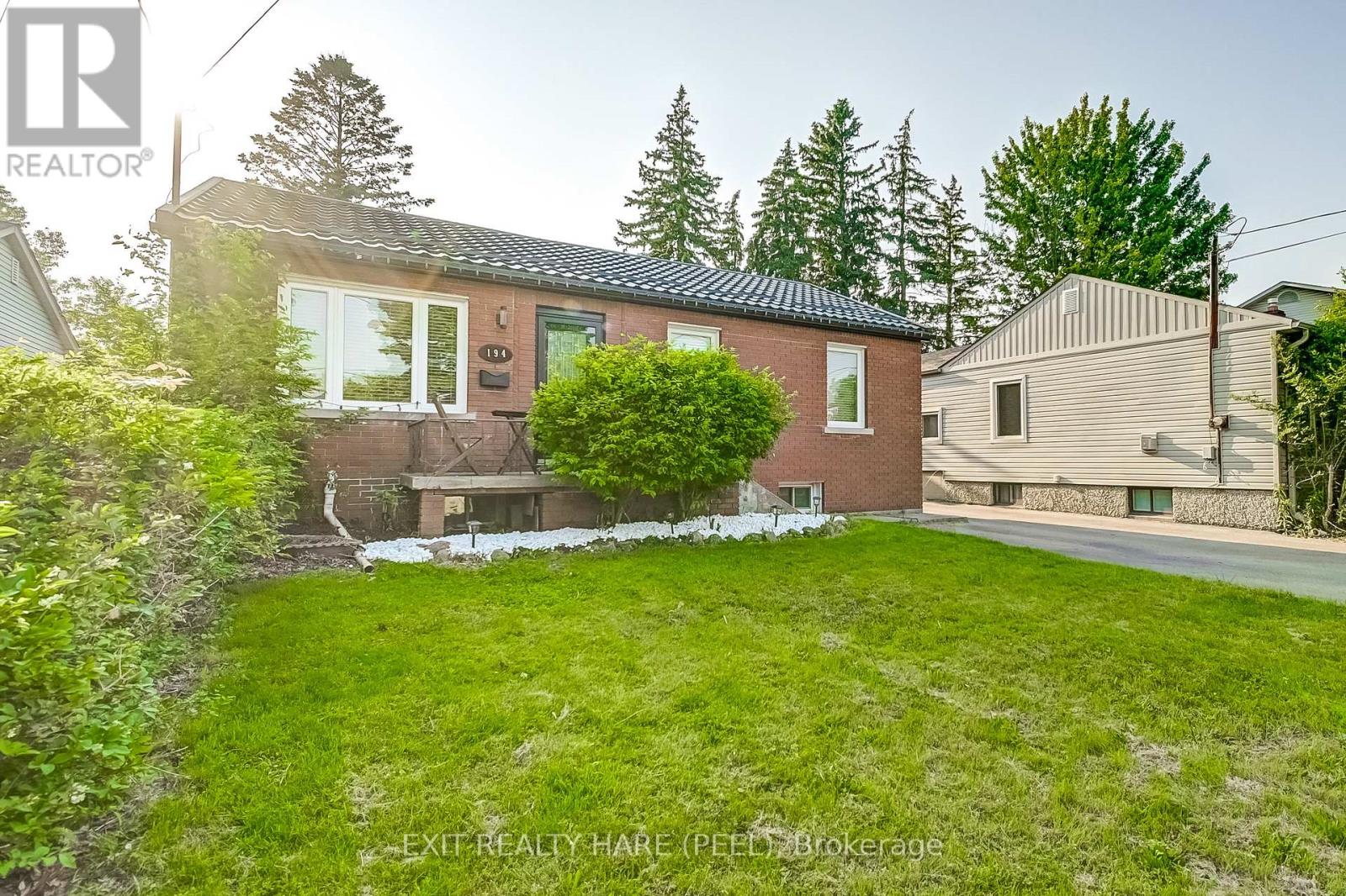 194 Queen Street W, Mississauga, Ontario  L5H 1L6 - Photo 4 - W13078400